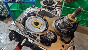 6. مراحل تعمیر گیربکس اتومات رنو سیمبل