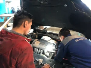 تعمیرگاه تخصصی گیربکس دانگ فنگ 