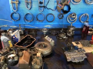 بازسازی و یا اورهال گیربکس بی وای دی