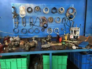 علائم خرابی گیربکس ام وی ام 